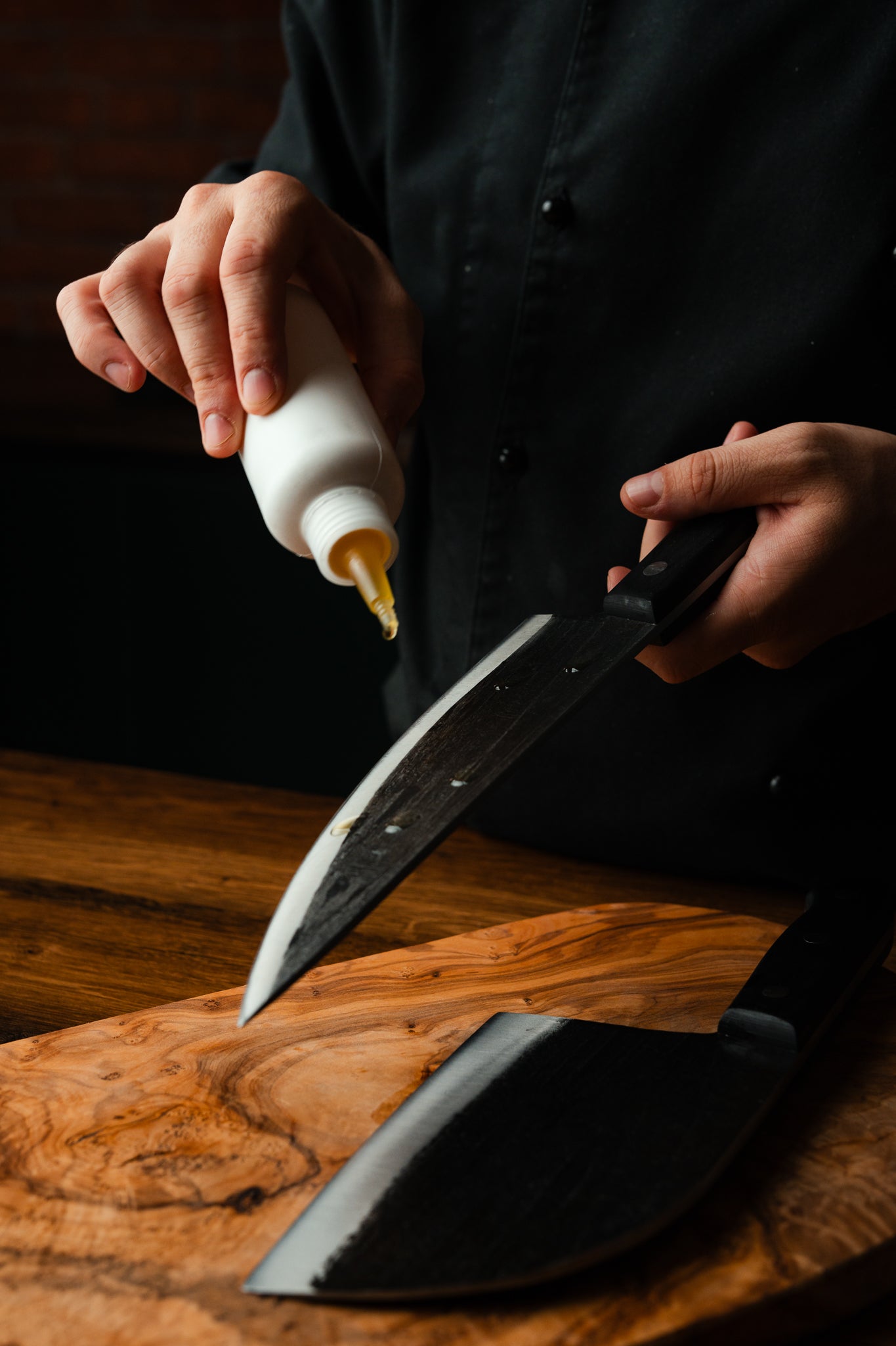 Knife Care Tips: Essential Sharpening And Storage Guide 4 Cleaning and storage to prevent damage